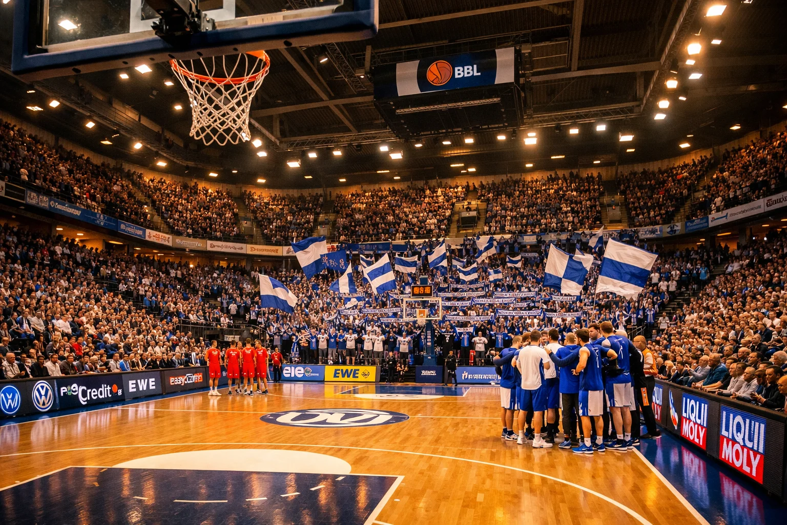 Ausverkaufte deutsche Basketballhalle mit leidenschaftlichen Fans und Heimmannschaft auf dem Spielfeld